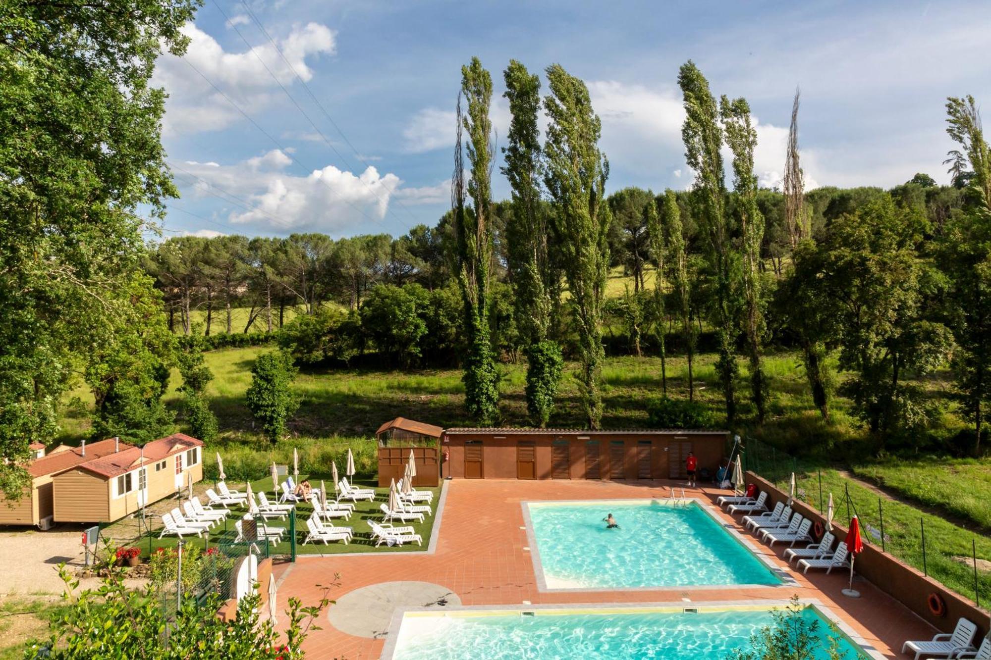 Hu Firenze Certosa Camping In Town Impruneta Exterior foto